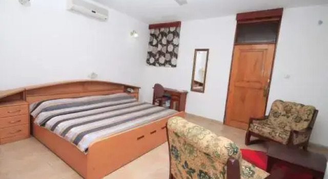 Apaade Lodge, Prenota Hotel Hotel a Greater Accra con piscina, Piscina