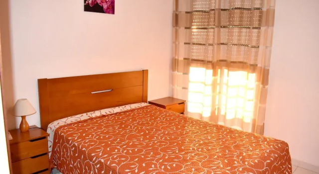 Apartment with 2 Bedrooms in Portimão, with Wonderful Sea View, Shared Pool, Enclosed Garden - 150 M From the Beach, Забронировать Апартаменты/квартира Портиман Барловенто, рядом с Пляж Кареануш
