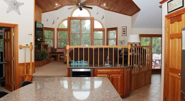 Beachy Keen 1125 - 5 Br Home