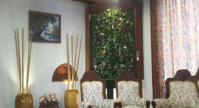 Excel Palace Hotel, Book Hotel Bahan 