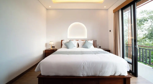 Lunaire Guest House