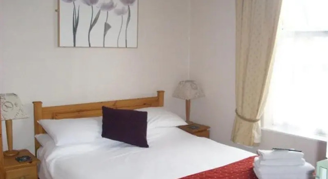 Silverstone House, Забронировать Отель Отели Англии 3 звезды, 3*