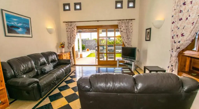216 - Villa Helena by Villas Now Ltd
