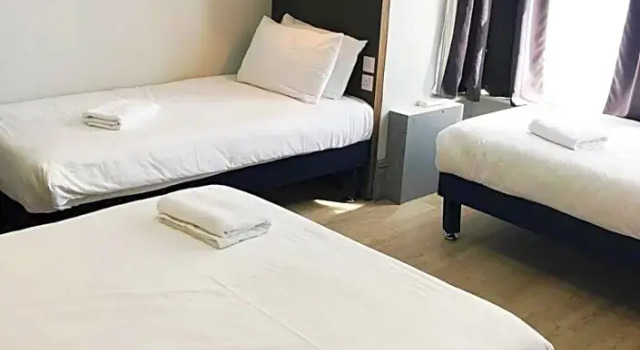 Четырёхместный номер Standard Euro Hotel London Wembley