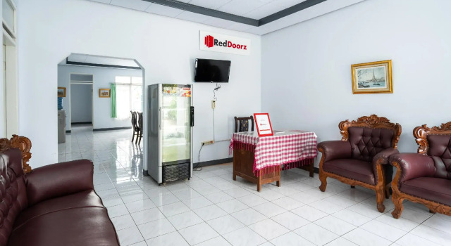 RedDoorz Syariah near RSUD Cimacan, Rezervovat Hotel Cimacan West Java