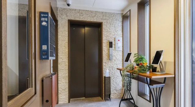 Aqua Resort in Chatan, Book Condo Hotel Chatan , near Sunset Beach