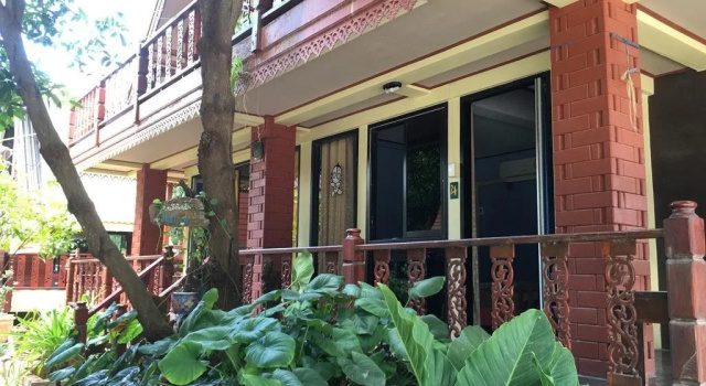 Sea Sun Moon Hostel