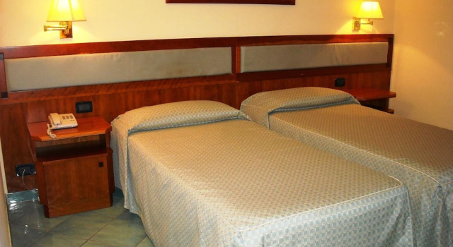 Двухместный номер Economy Hotel Marad
