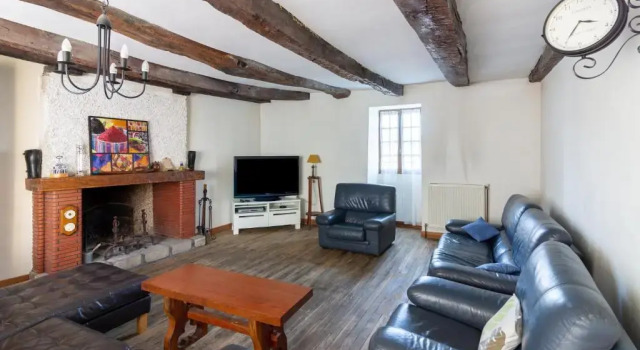 Maison de 4 chambres avec jardin amenage et wifi a Treignac