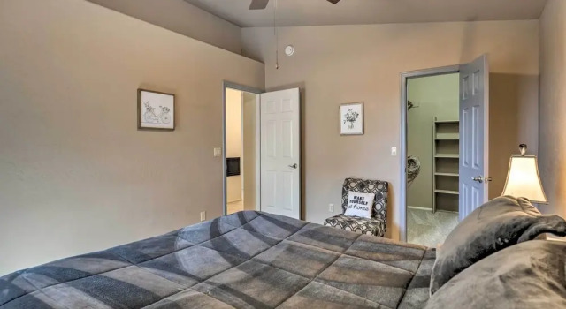 Коттедж Golf, Swim, Soak! Family-friendly Scottsdale Home