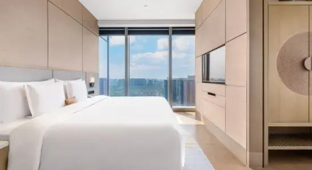 Люкс Grand Bay Hotel Chengdu