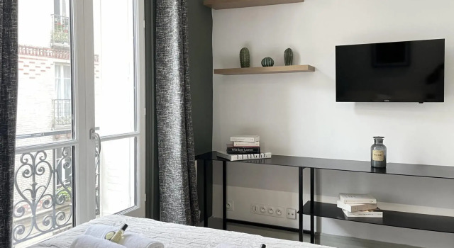 1594B - Eiffel Tower - Superb apartment, Забронировать Апартаменты/квартира Париж Иль-де-Франс, рядом с Espace Nadeshiko Paris France