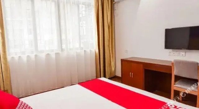 Yiyun Yayuan Boutique Hotel (Huangshan Tangkou Scenic Area South Gate), Забронировать Бутик-отель Хуаншань Huangshan Mountain, рядом с Nine Dragons Waterfall