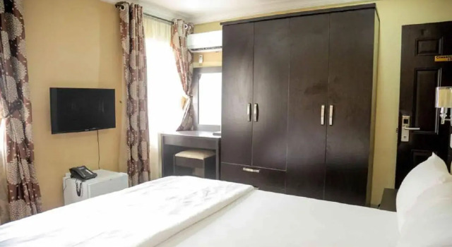Номер Classic The Capital Apartments