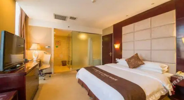 Номер Deluxe Binfen Wuzhou Hotel