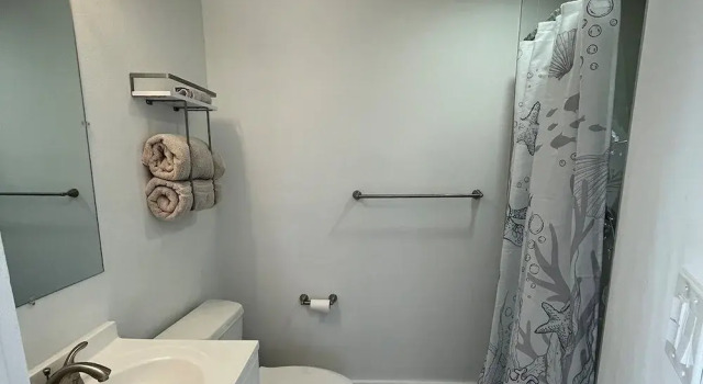 Коттедж 4415 125th 2 Bedroom Home