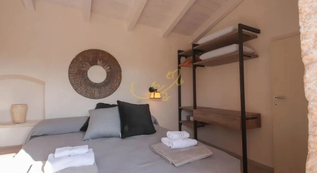TD Torretta San Procopio Stone House With Pool, Book Villa Castellana Grotte Bari Province