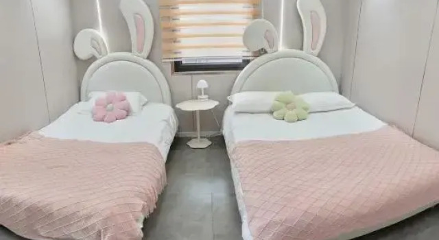 Люкс Rush Year Homestay (Lian Dao Shop)