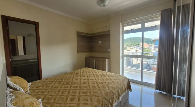 Apartamento de 2 suítes, Забронировать Апартаменты/квартира Арраял-ду-Кабу Lagos Region, рядом с Little Beach