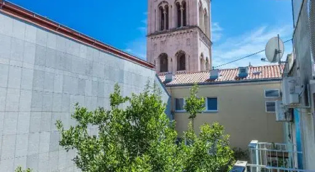 Calle Larga Ventidue, Забронировать Отель Отели Задар 3 звезды, рядом с Old Port of Foša, 3*