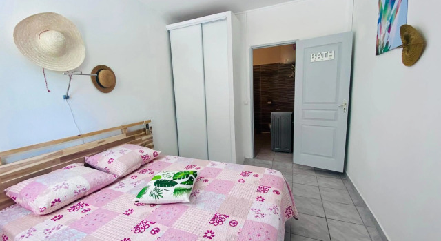 Gites Les 7 C, Rezerwuj Hotel Hotele w Grande-Terre z parkingiem, Parking