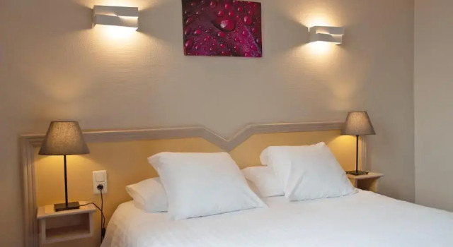 Номер Deluxe Logis Restaurant & Hôtel À la 12