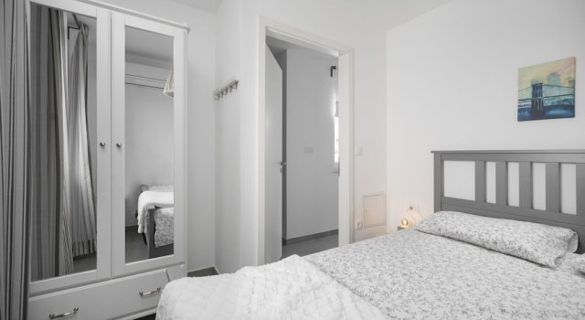 House Luxury Konforta, Забронировать Дом для отпуска Виллы Шибеник, рядом с Частный Пляж «Ярам Апартментс», Вилла