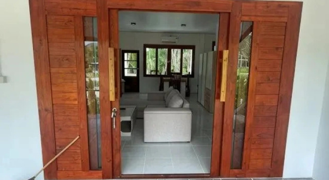 Hin Kong Hide Away 1