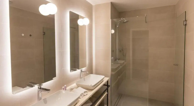 Suite 2 Schlafzimmer MANDA Heritage Hotel