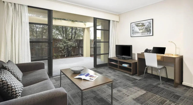 Quest Narre Warren, Book Hotel Hotels in Melbourne Region with a Pool, Swimming Pool