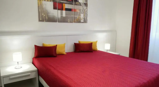 Denza Apartments