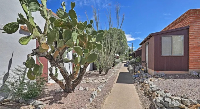 Modern Green Valley Condo - Near National Park!, Boek Hotel Green Valley Arizona