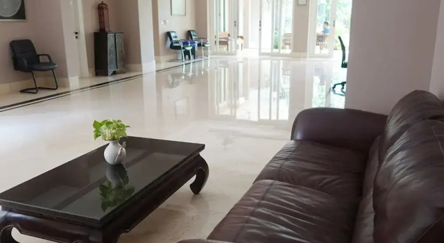 Saffron Suites Syariah, Prenota Hotel Hotel a Giacarta con piscina, Piscina