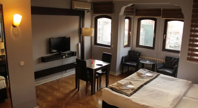 Четырёхместный клубный номер Standard c 1 комнатой Aygunes Hotel