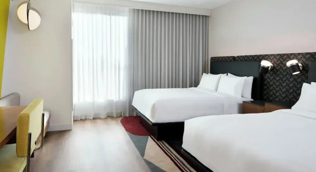 Hotel Celare, Cincinnati Midtown, a Tribute Portfolio Hotel, Varaa Hotelli Hotellit Cincinnati aamiaisella, Aamiainen
