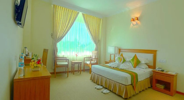 Apex Hotel, Rezerwuj Hotel Hotele w Naypyidaw Union Territory z parkingiem, Parking