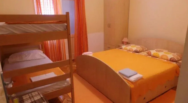 Pension Vice
