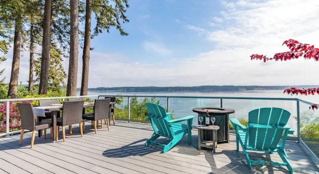 Whidbey Island Waterfront Home With Hot Tub & Sunset Views Saratoga Vista by Avantstay, Buchen Sie Ferienhaus Villen in Island County, Villa