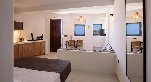 Люкс Ryolithos Suites