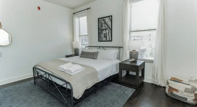 Couple's Retreat Near Vanderbilt University!, Prenota Appartamento Hotel a Tennessee con parcheggio, Parcheggio