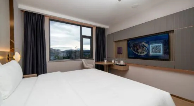 Lavande Hotel (Sanjiang Niaochao Gulou), Rezerwuj Hotel Hotele w Liuzhou z parkingiem, Parking