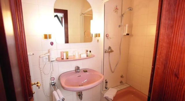 Двухместный номер Comfort с балконом Hotel Garni Am Kureck