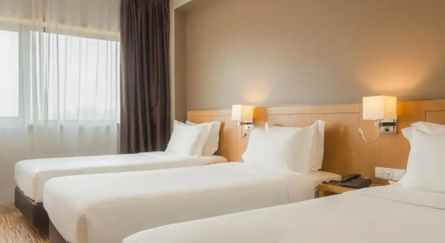 Трёхместный номер Comfort HF Tuela Porto