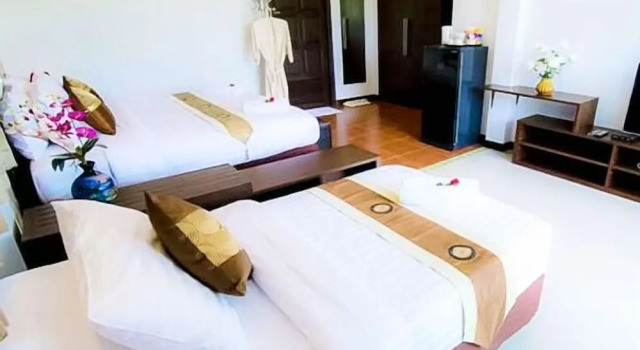 Двухместный номер Superior с балконом Nattha Waree Hot Spring Resort and Spa