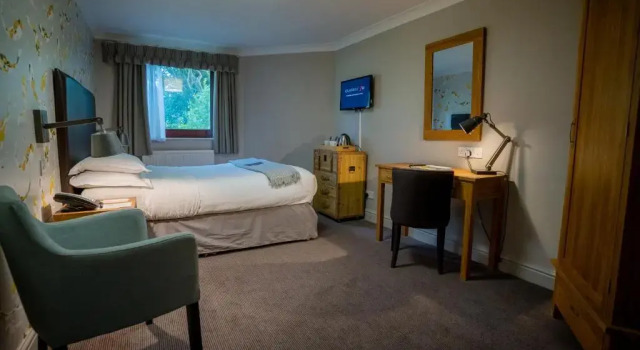 Двухместный номер Classic Stonehouse Court Hotel - A Bespoke Hotel