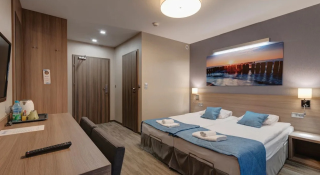 Двухместный номер Comfort с балконом WIND Hotel