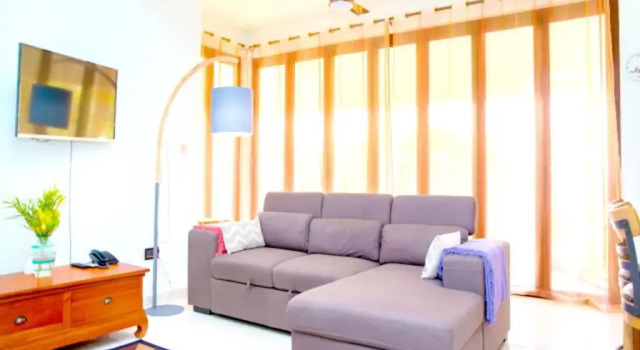 Apartment With one Bedroom in Au Cap, With Wonderful Mountain View, Enclosed Garden and Wifi - 100 m From the Beach, Book Apartment Hotels in Mahe with Parking, Parking
