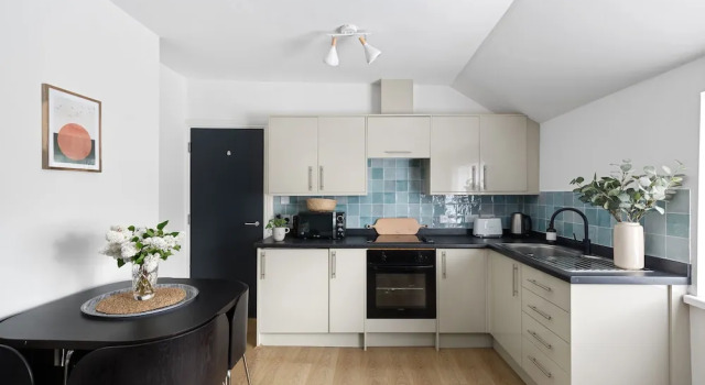 Апартаменты 88A Albany Road