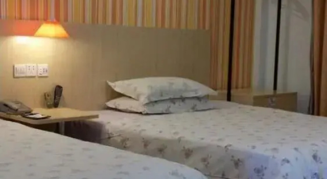 Yangzhou Rujia Hotel, Book Hotel Hotels in Yangzhou with Parking, Parking