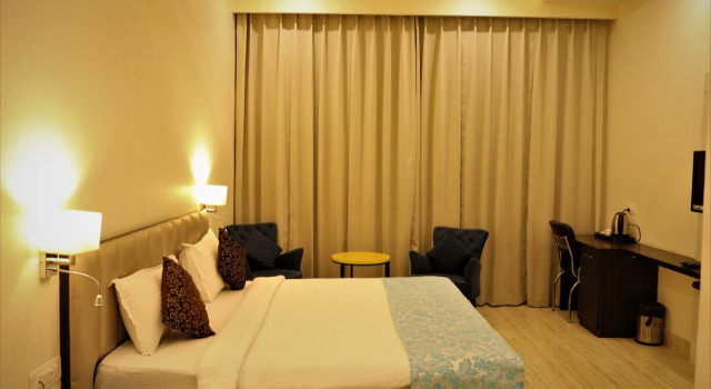 Hotel Jasmine Grand, Rezervovat Hotel Hotely v Uttarakhand s parkováním, Parkování